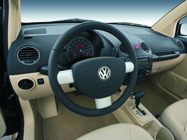 2008 Volkswagen New Beetle Coupe S