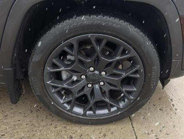 2023 Jeep Grand Cherokee L Summit Reserve