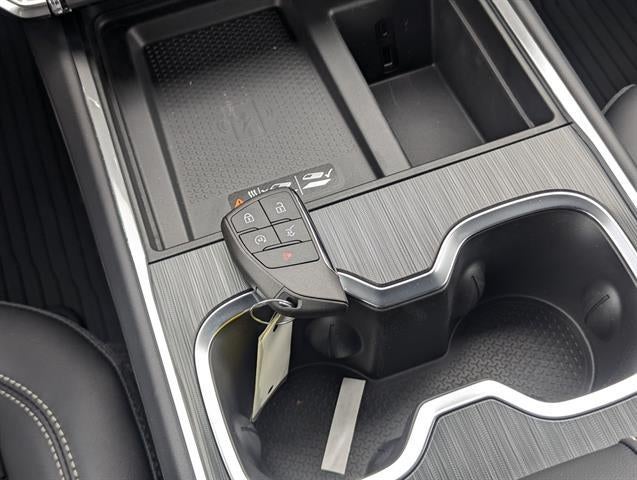 2026 GMC Acadia AWD Elevation