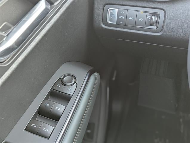 2026 GMC Acadia AWD AT4