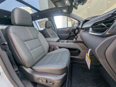 2026 GMC Acadia AWD AT4