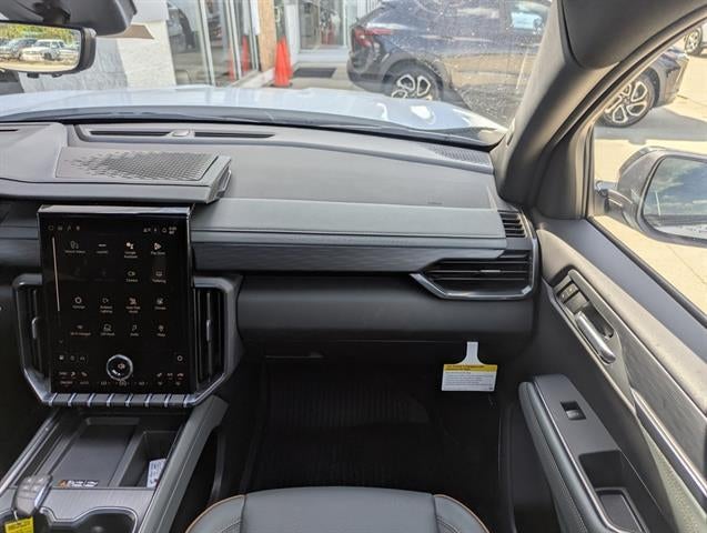 2026 GMC Acadia AWD AT4