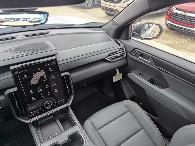 2026 GMC Acadia AWD AT4