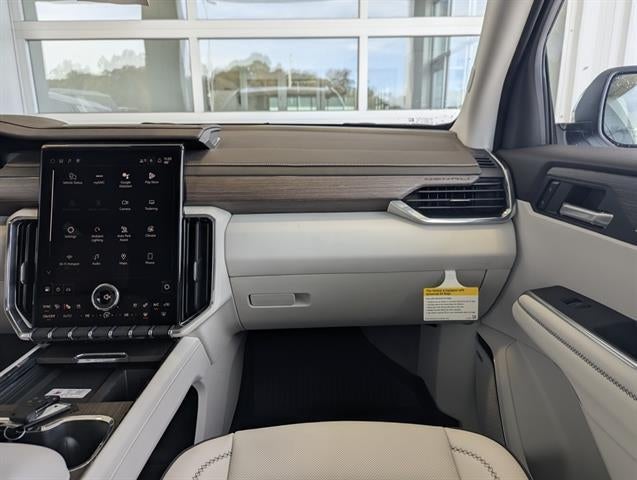 2026 GMC Acadia AWD Denali