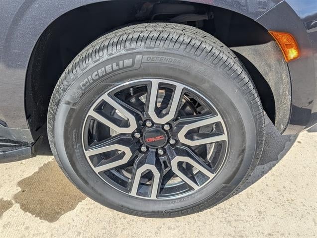 2023 GMC Yukon XL AT4