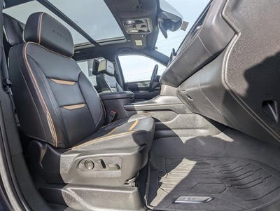 2023 GMC Yukon XL AT4