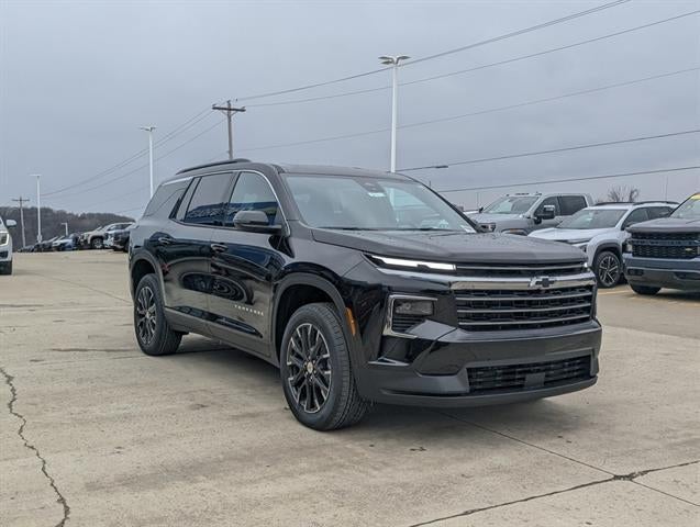 2026 Chevrolet Traverse FWD LT