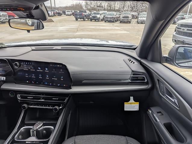 2026 Chevrolet Traverse FWD LT