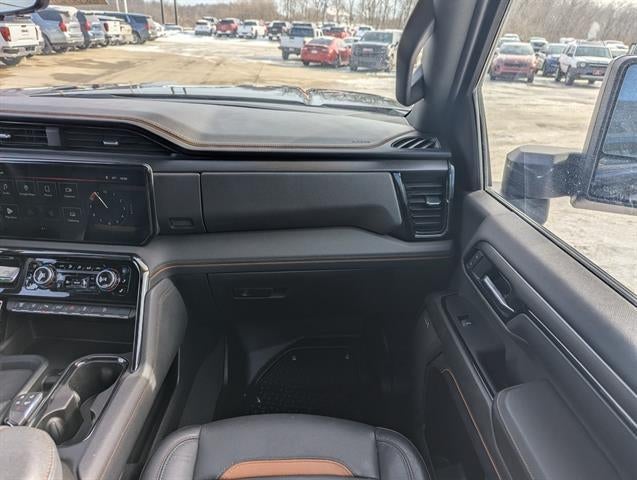 2025 GMC Sierra 2500 HD AT4