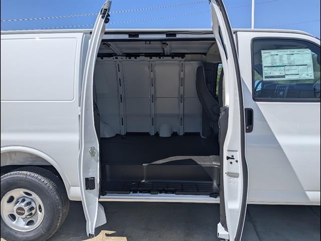 2026 GMC Savana Cargo Base