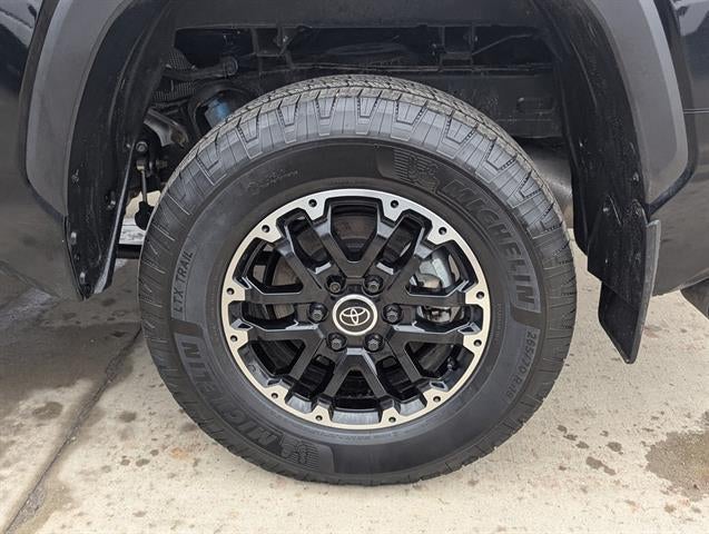 2024 Toyota Tundra 4WD SR5