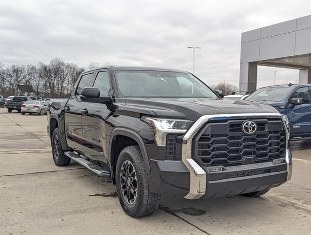 2024 Toyota Tundra 4WD SR5