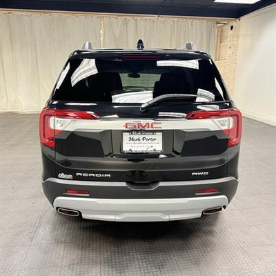 2023 GMC Acadia SLT