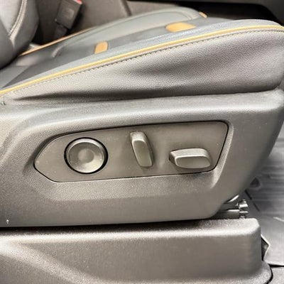 2023 GMC Yukon XL AT4