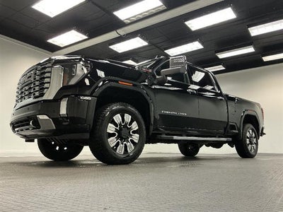 2025 GMC Sierra 3500 HD Denali