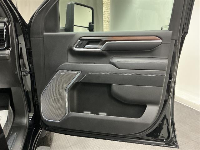 2025 GMC Sierra 3500 HD Denali