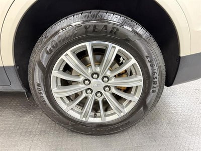 2017 Cadillac XT5 Luxury FWD