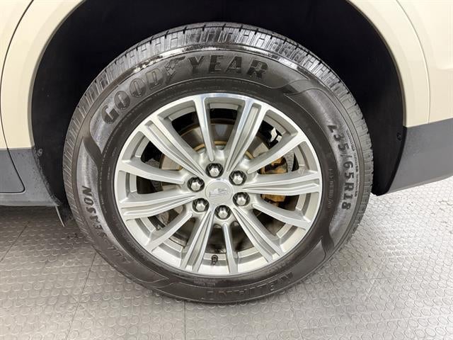 2017 Cadillac XT5 Luxury FWD