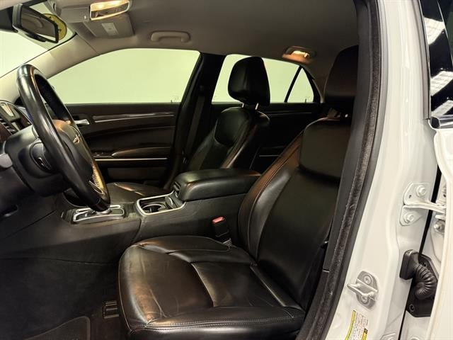 2021 Chrysler 300 Touring L