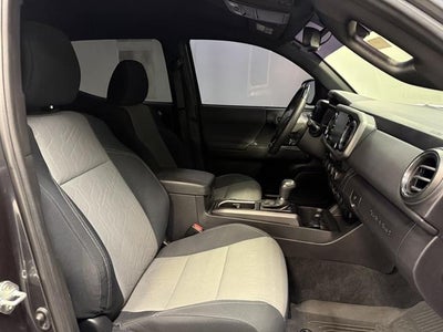 2022 Toyota Tacoma 4WD SR