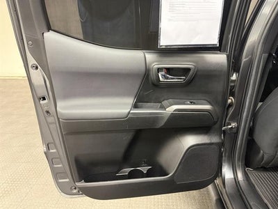 2022 Toyota Tacoma 4WD SR