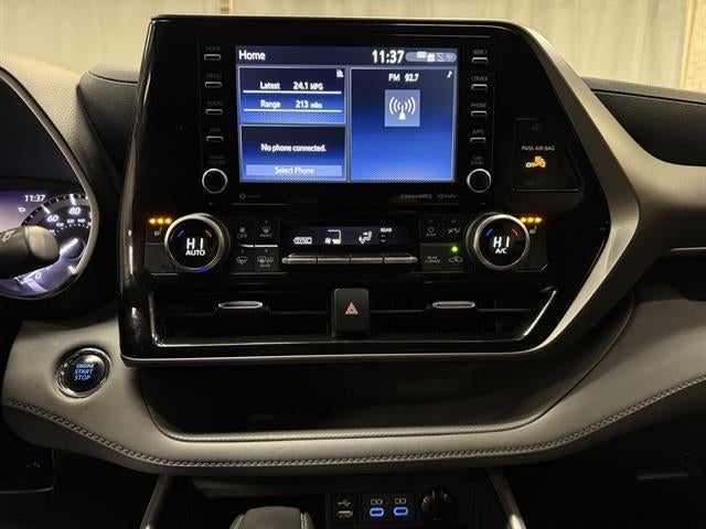 2022 TOYOTA TRUCK HIGHLANDER XLE