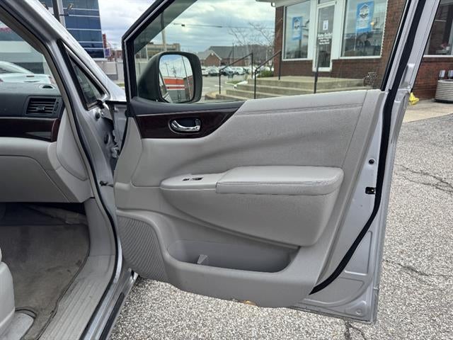 2015 Nissan Quest SV