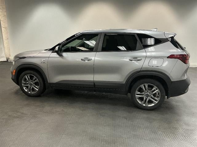 Used 2021 Kia Seltos LX with VIN KNDEPCAA7M7083515 for sale in Ashland, KY