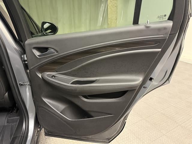 2020 Buick Envision Essence Group