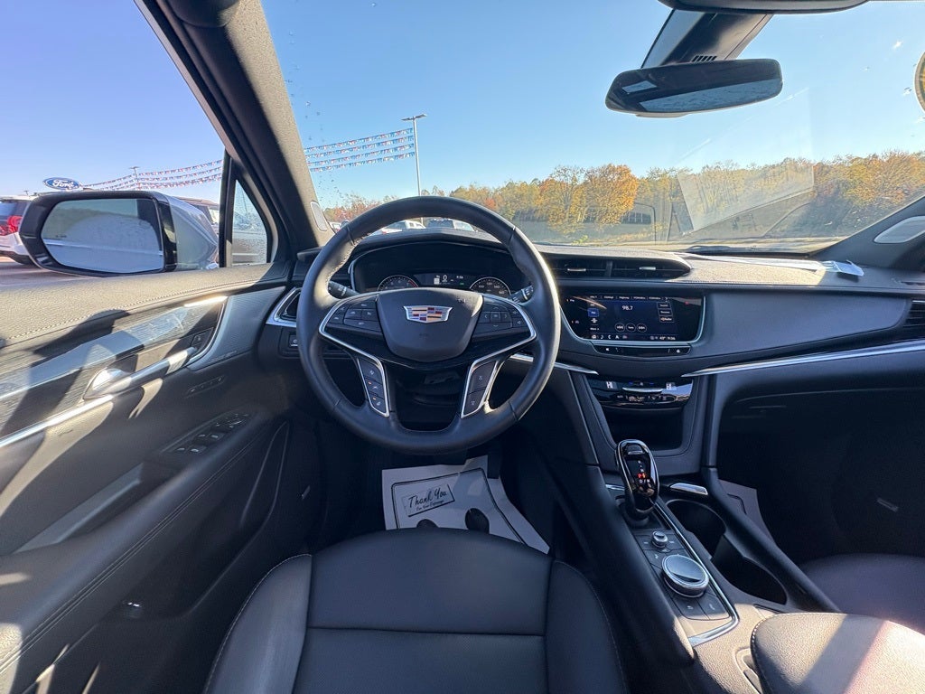 2025 Cadillac XT5 Premium Luxury