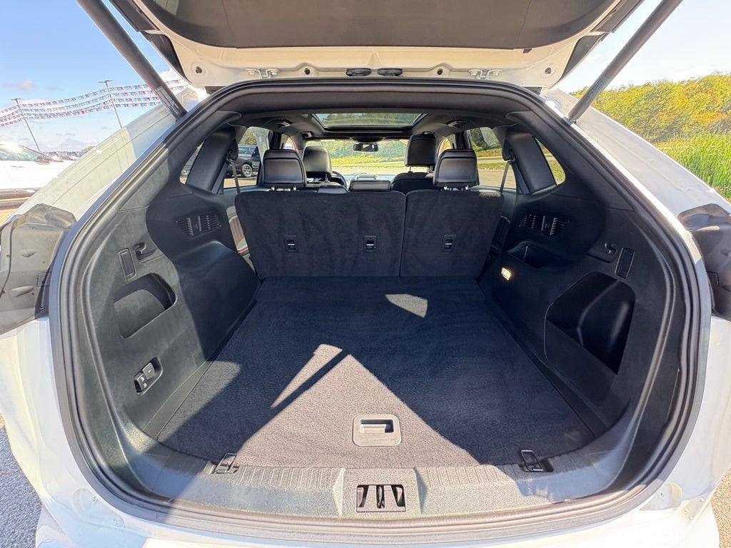 2021 Ford Edge ST Line