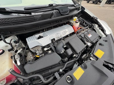 2014 Toyota Prius v Two