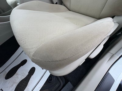 2014 Toyota Prius v Two