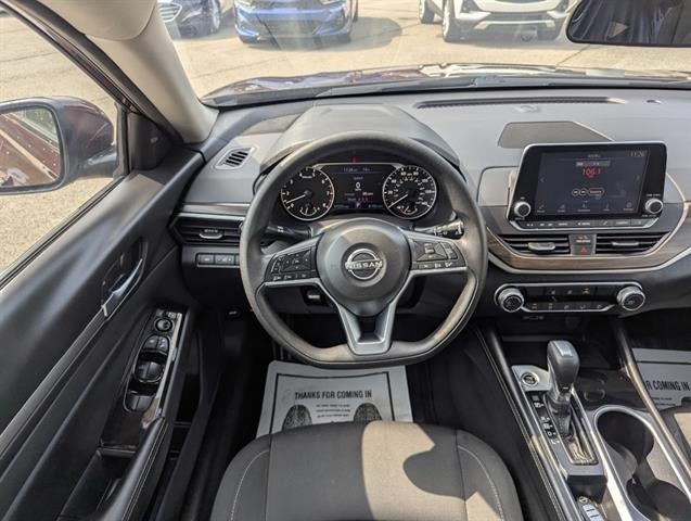 2023 Nissan Altima SV FWD