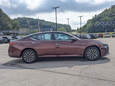 2023 Nissan Altima SV FWD