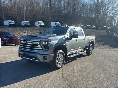 2024 Chevrolet Silverado 2500HD 4WD Crew Cab Standard Bed High Country